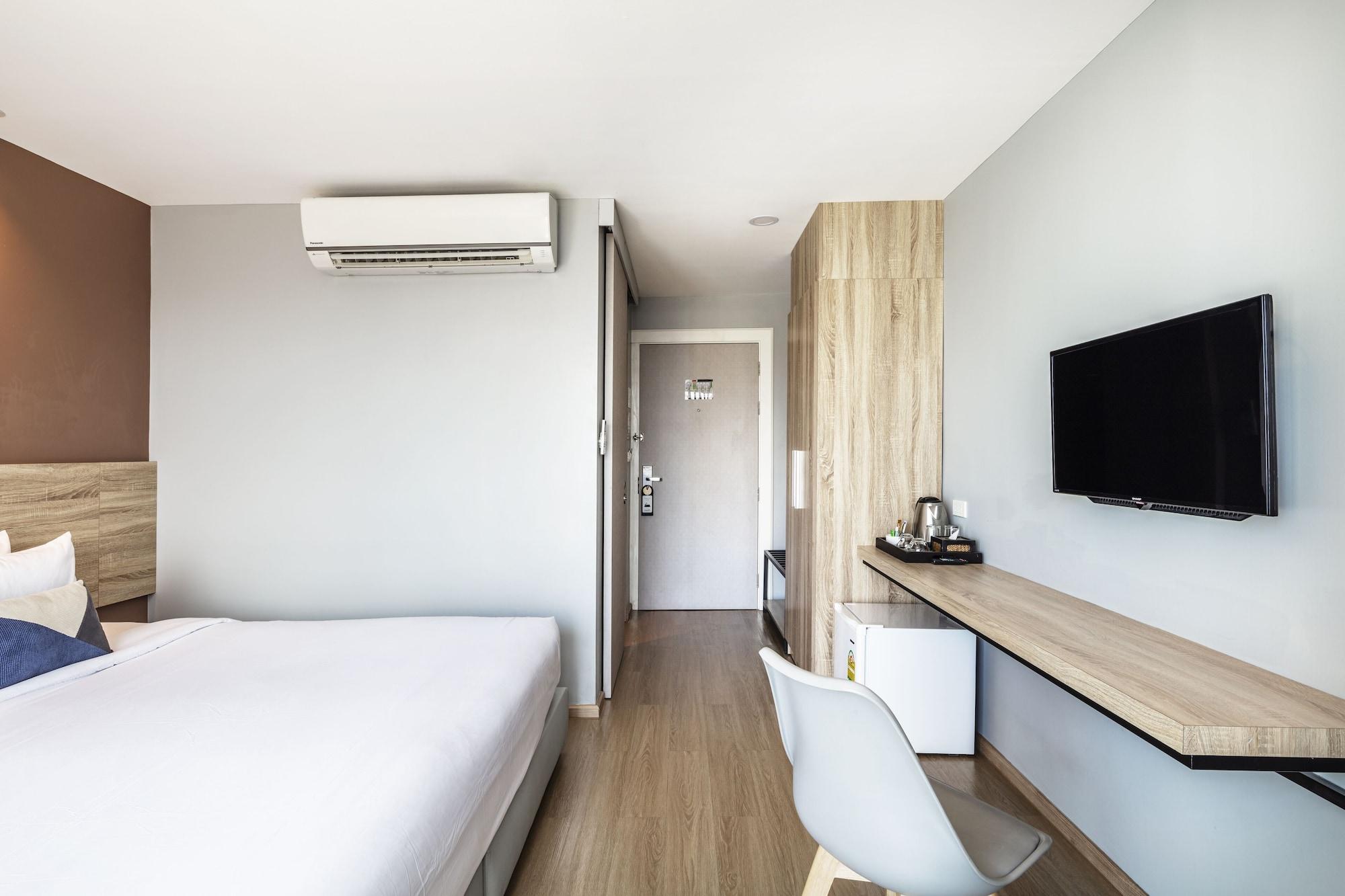 Narra Hotel Bangkok Exterior photo