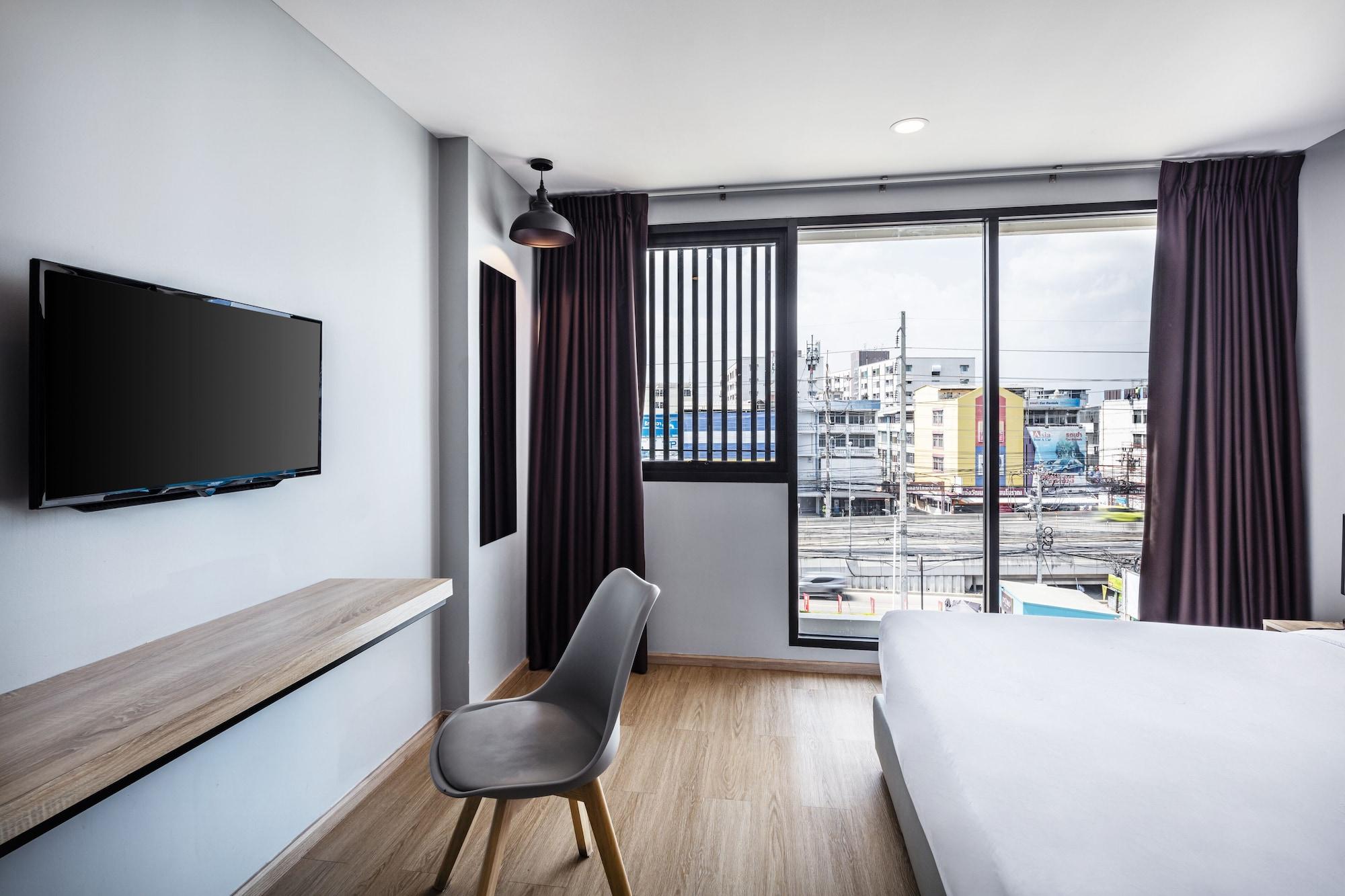 Narra Hotel Bangkok Exterior photo