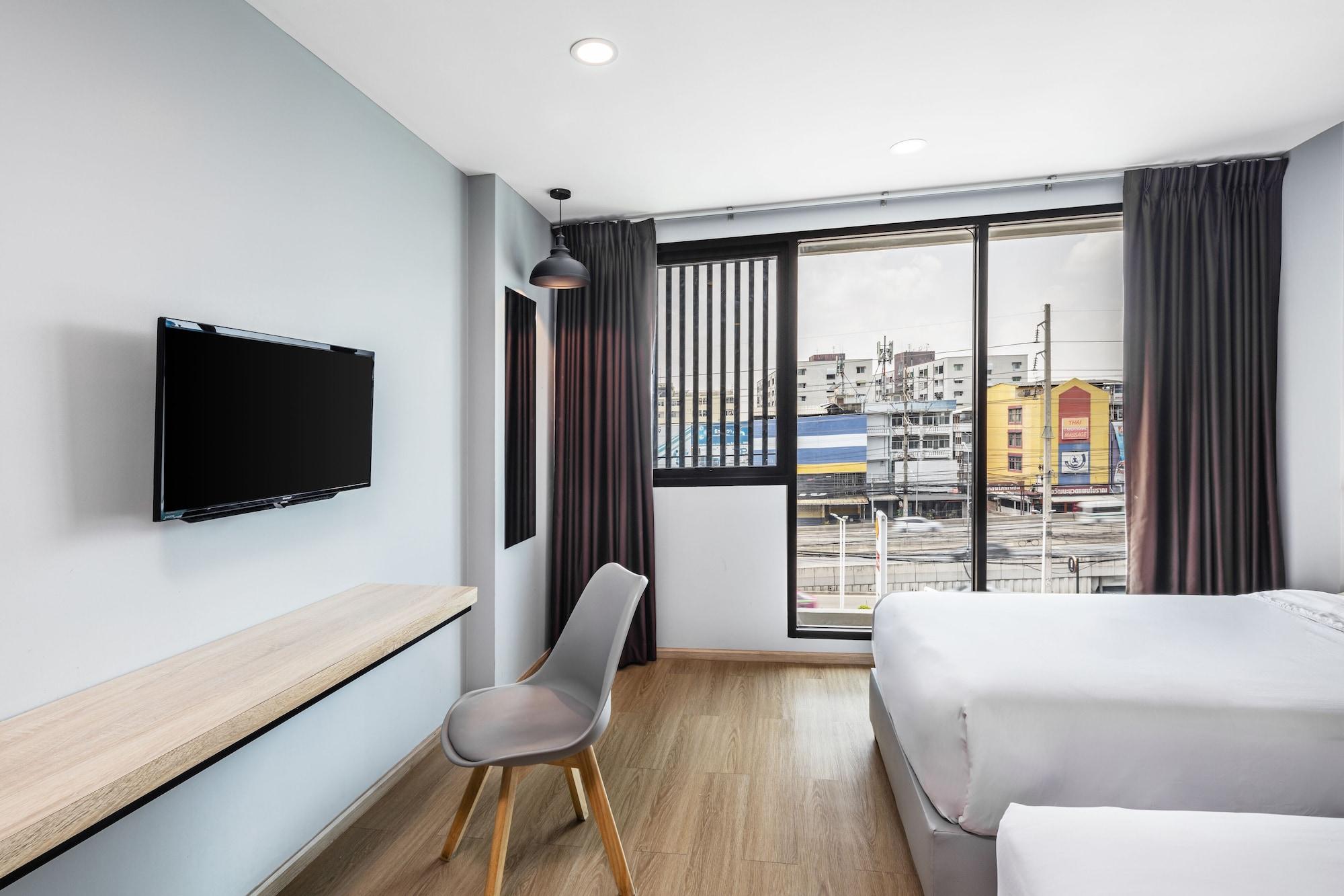 Narra Hotel Bangkok Exterior photo
